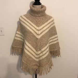 Banana republic poncho